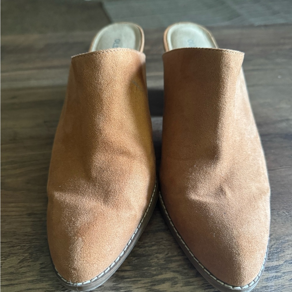 Old Navy Brown Suede Women's Mules